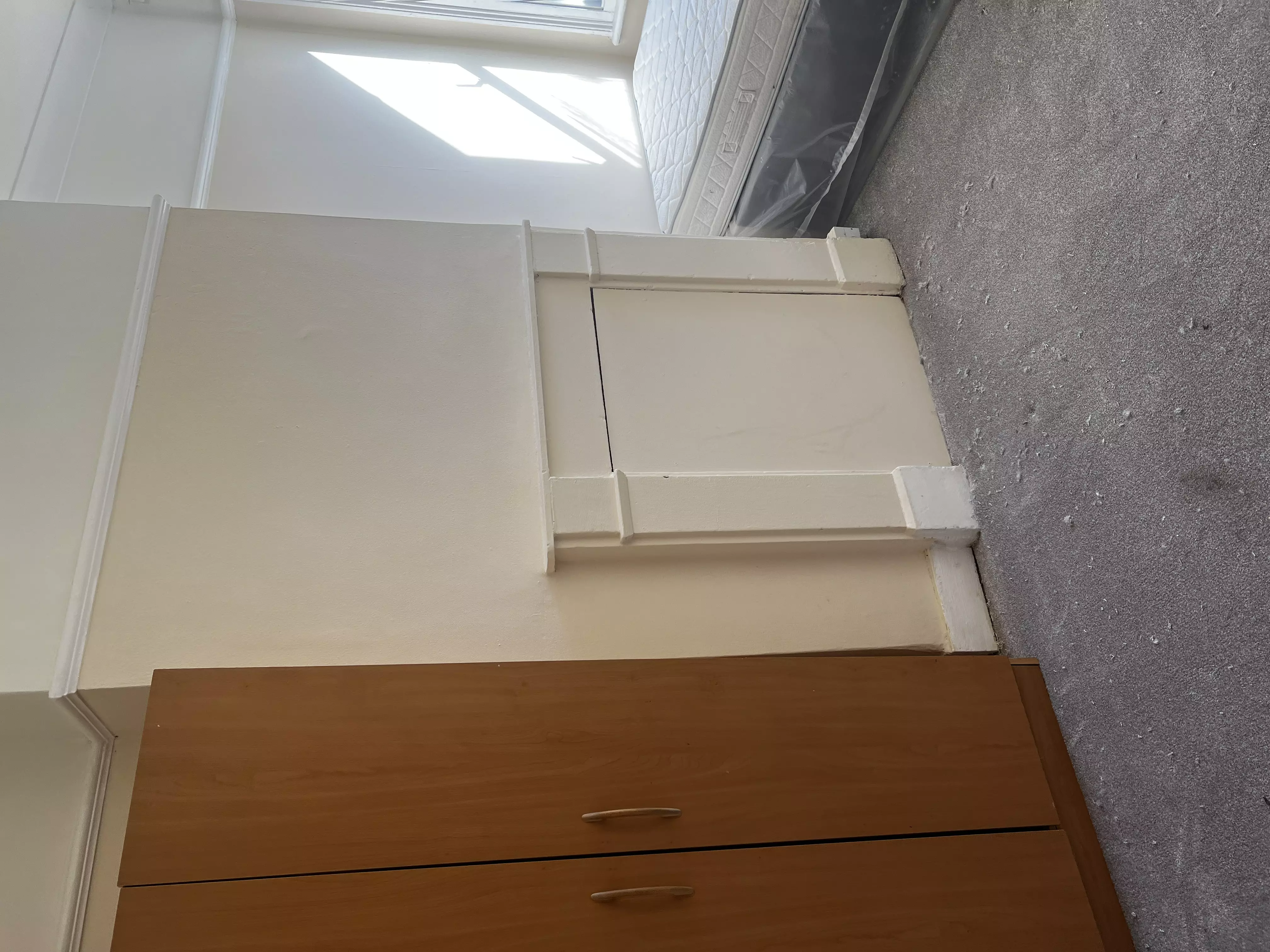 Photo 2 of Double Room - Bills inclusive located at Meadow View Road, Thornton Heath CR7 7HA, UK