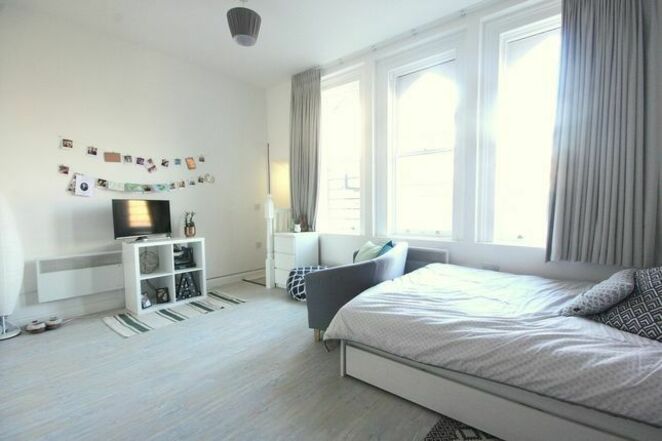 Photo 1 of EmilyRoom DescriptionJohn Adam Street, London WC2N 6HT, UK