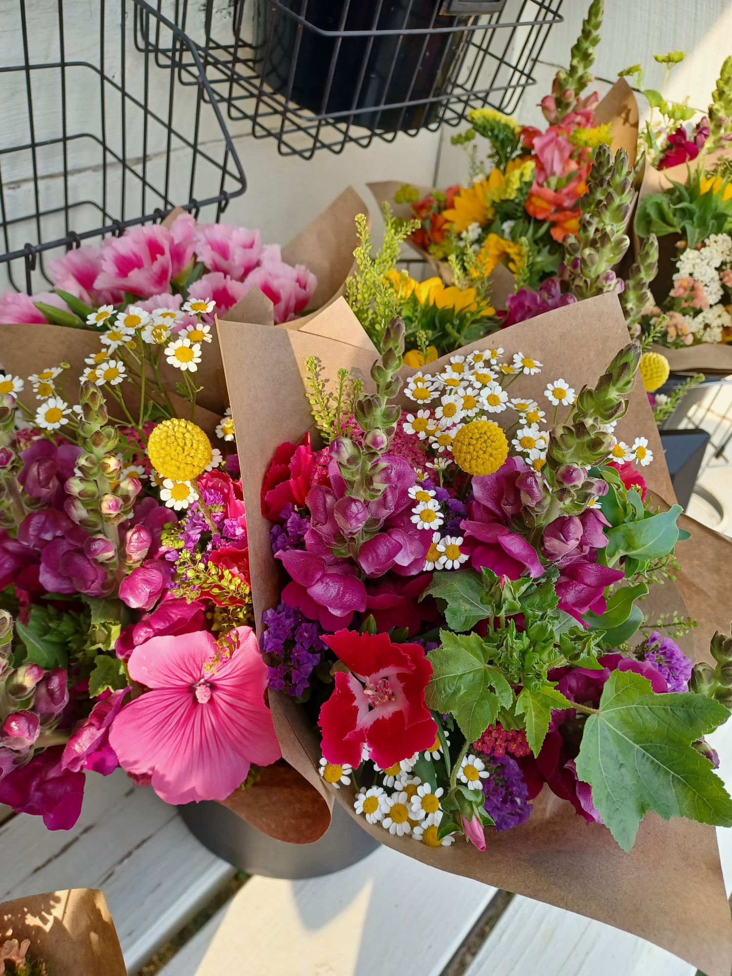 Seasonal Wrapped Bouquet (Large)