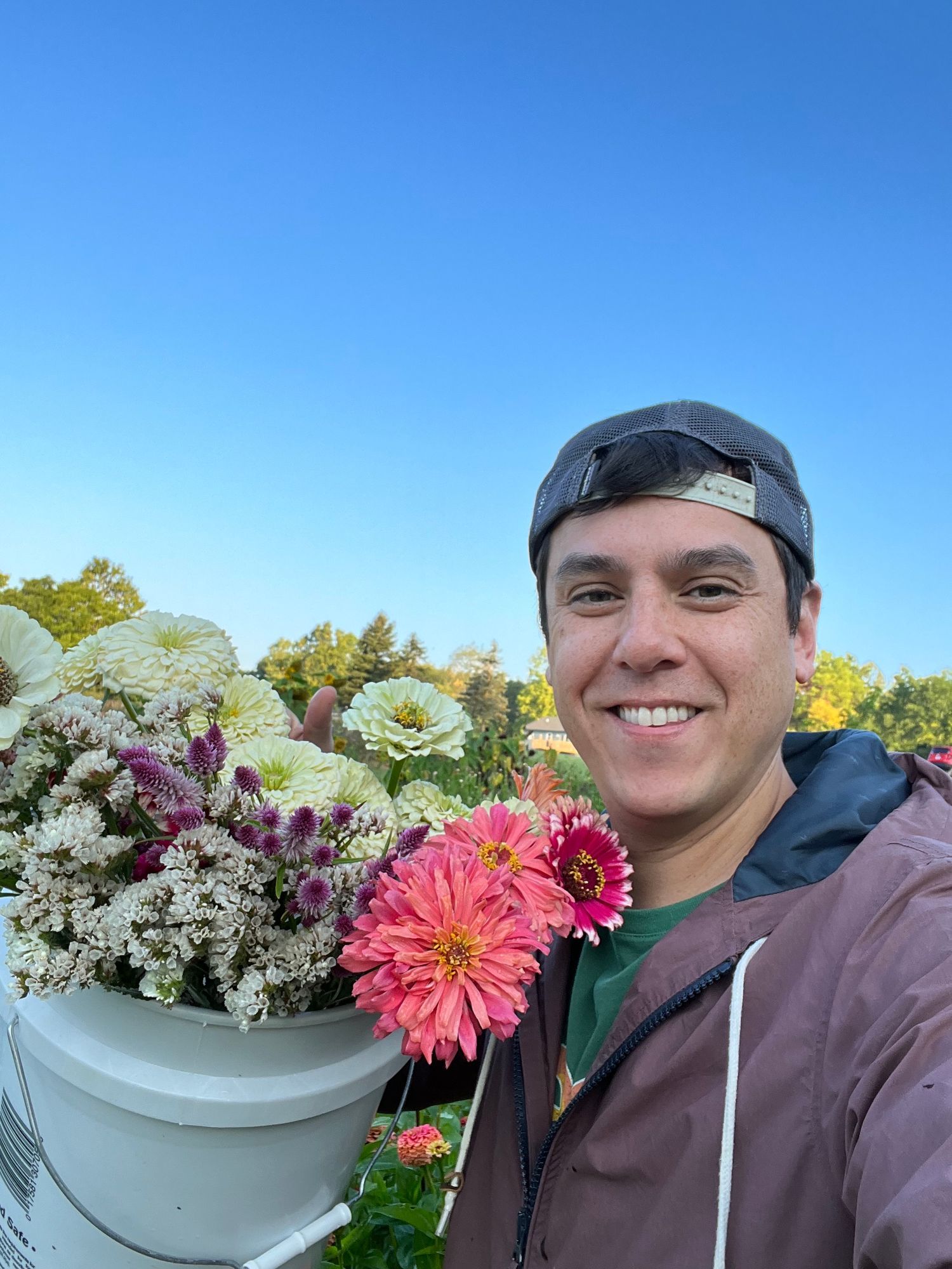 Middle Creek Family Farm Logo