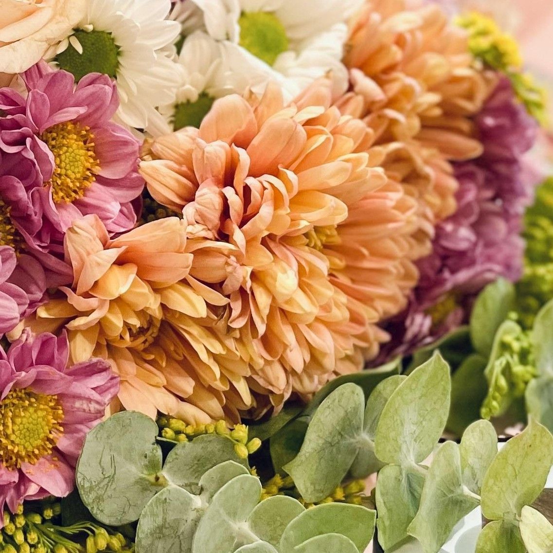 Sustainable Holiday Bouquet