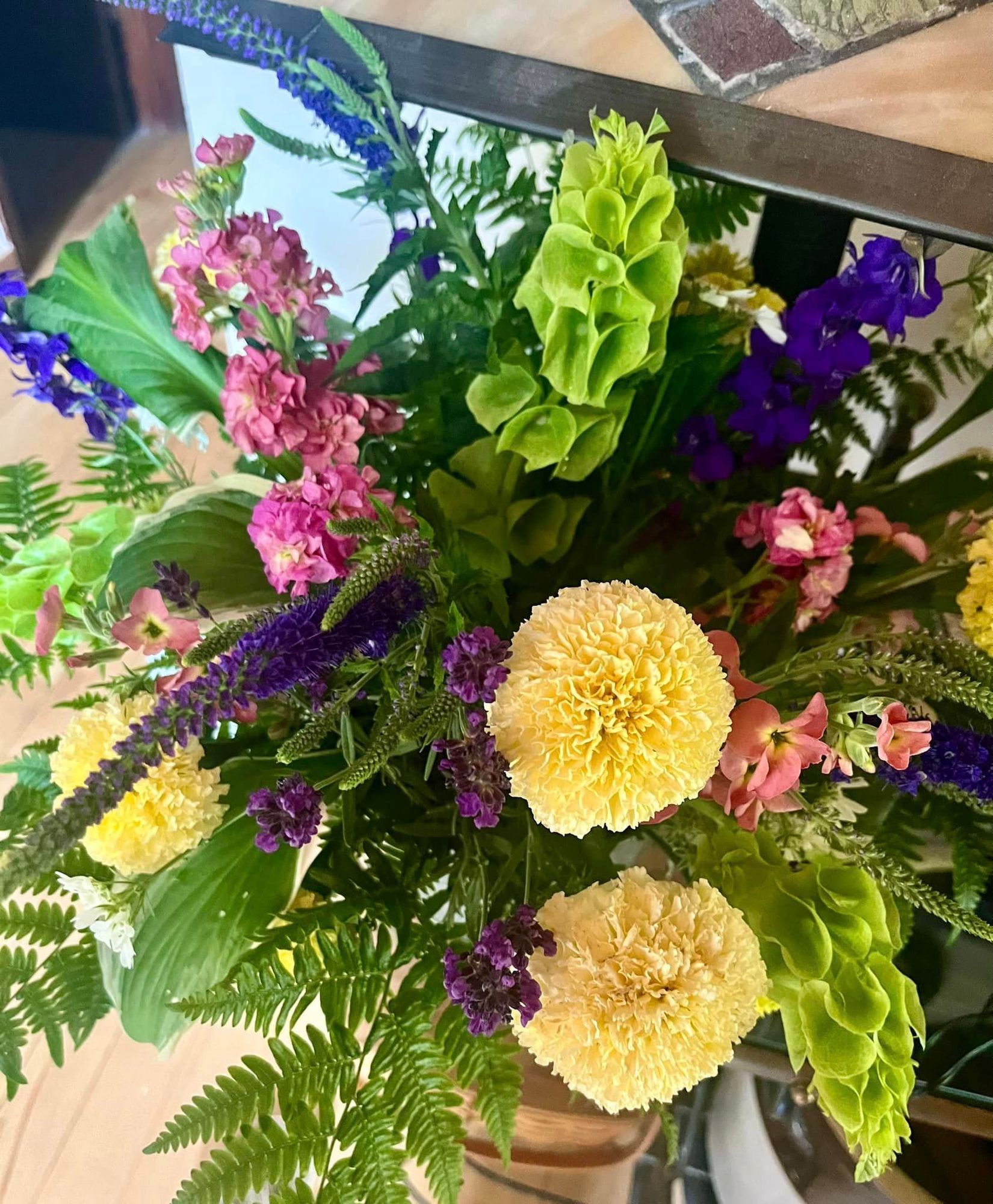Medium Farm Bouquet