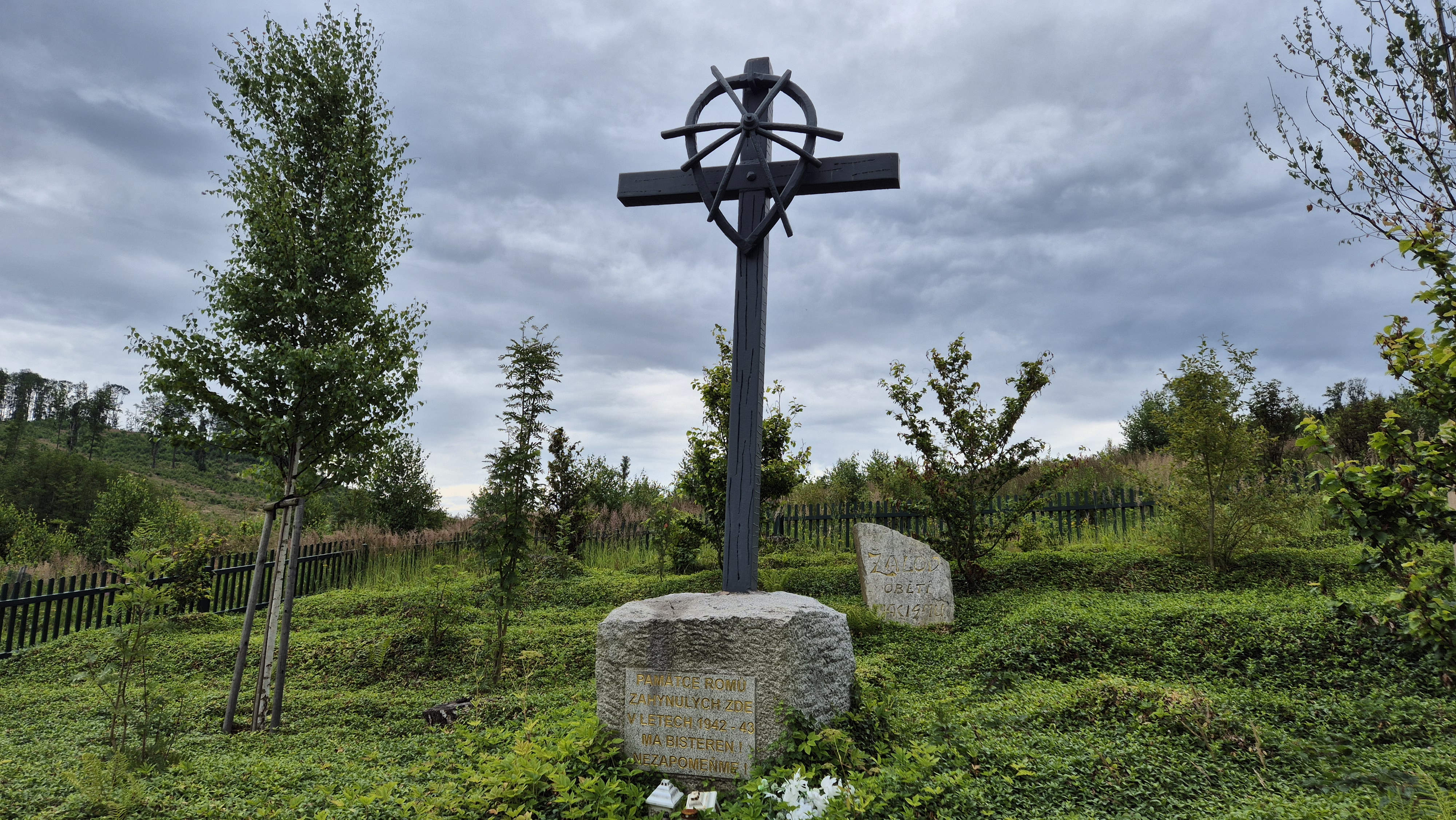 Památník holokaustu Romů a Sintů