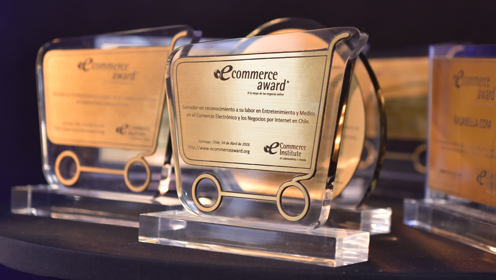 Fuimos premiados como la mejor PyME de ecommerce de Chile 2016 Fuimos premiados como la mejor PyME de ecommerce de Chile 2016