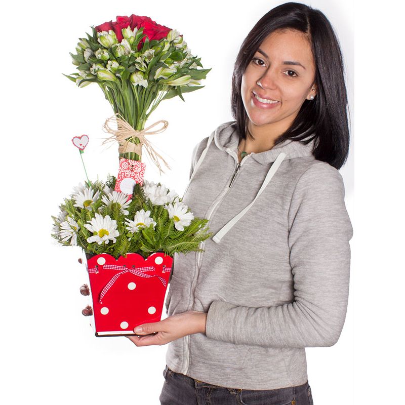 Foto con persona Solo para ti - Flores a domicilio Foto con persona Solo para ti - Flores a domicilio