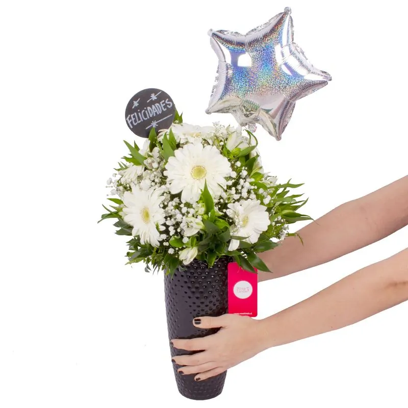 Foto 2 Felicidades Blanco - Arreglo floral de celebración con globo, gerberas, astromelias y gypsophilas blancas