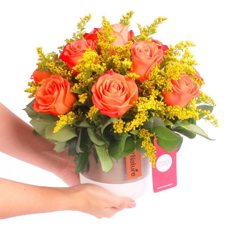 Foto con persona Payqa Orange Crush - Flores a domicilio Foto con persona Payqa Orange Crush - Flores a domicilio