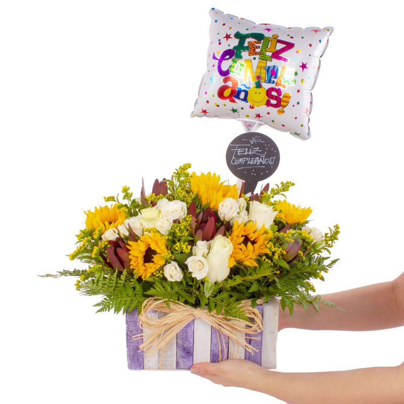 Foto con persona Maravilloso Cumpleaños - Flores a domicilio Foto con persona Maravilloso Cumpleaños - Flores a domicilio
