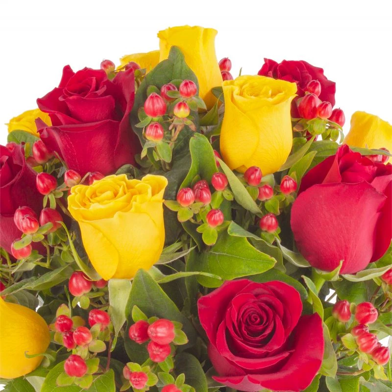 Foto 5 Tú y Yo Mix amarillo/rojo- Arreglo floral con mix de rosas rojas y amarillas e hypericum rojo
