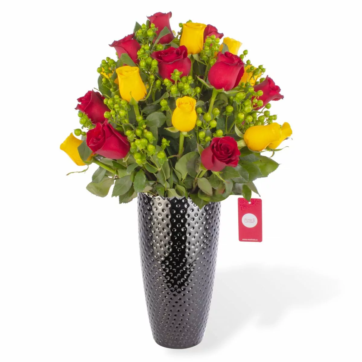 Foto principal Love Mix Rojo/Amarillo - Arreglo floral con 24 rosas rojas y amarillas, e hypericum verde