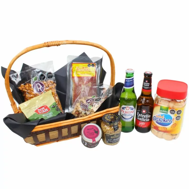 Foto 4 Set de Regalo Cebada - Canasto de mimbre con cervezas, paté, tostadas y picoteos
