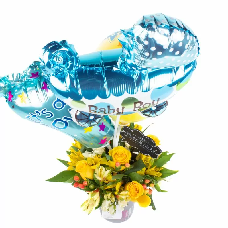 Foto 4 Bienvenido bebé - Arreglo floral con globos, rosas y astromelias