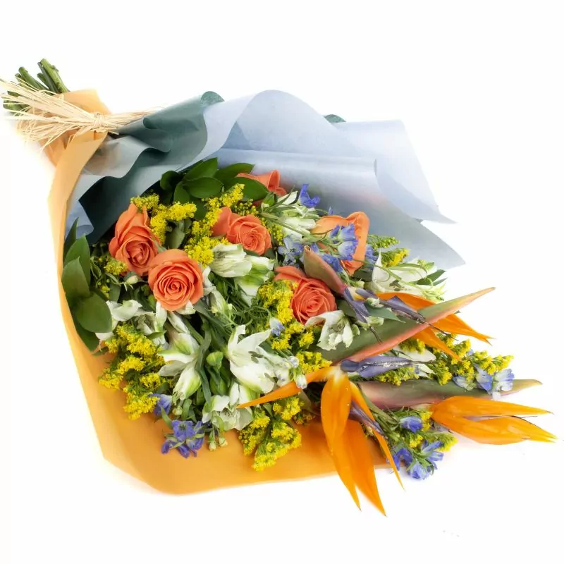 Ramo Vuelo Mágico - Ramo de flores extendido con ave del paraíso, rosas naranjas, delfinium y astromelias