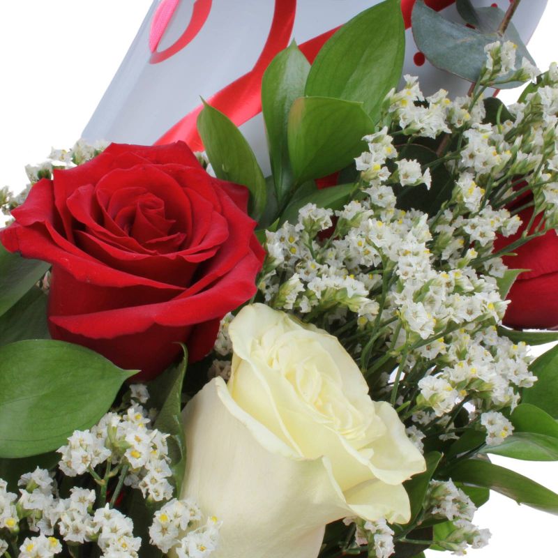 Foto 4 Arreglo floral Globo corazón - Flores a domicilio Foto 4 Arreglo floral Globo corazón - Flores a domicilio