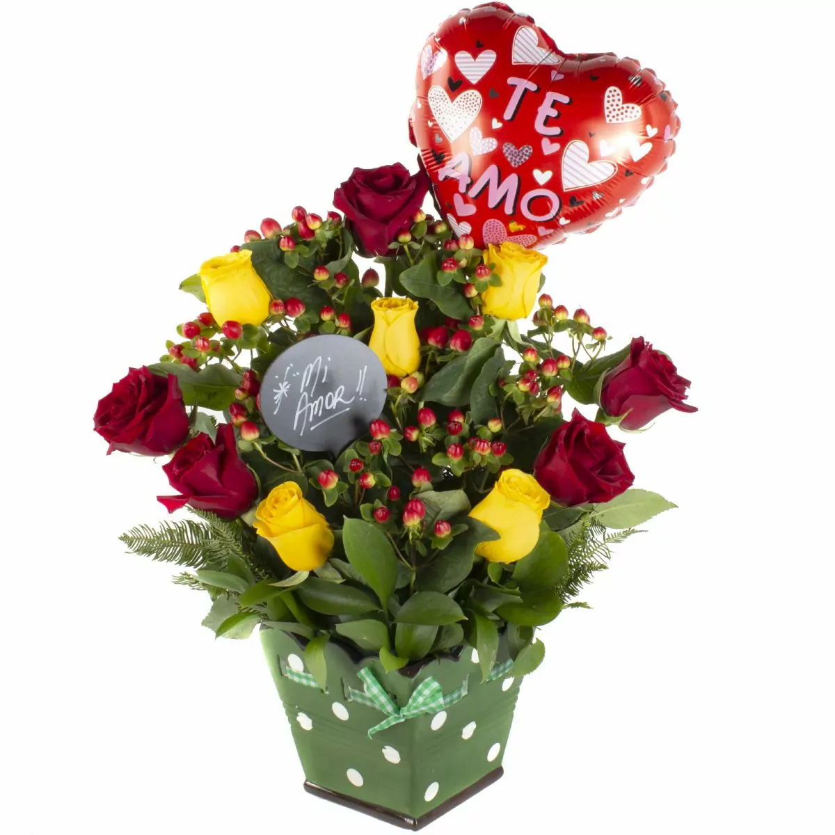 Foto principal San valentín mix amarillo y rojo - Arreglo floral con rosas ecuatorianas, hypericum y globo Te amo
