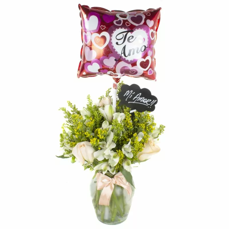 Cupido damasco - Florero con rosas ecuatorianas damasco, astromelias, solidago y globo te amo