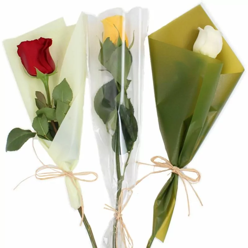 Foto 4 Mix 15 Rosas Individuales - Pack de 15 rosas individuales de colores surtidos envueltas en papel.