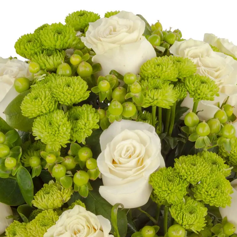 Foto 5 Trinidad Blanco - Florero ánfora con rosas blancas y maules verdes