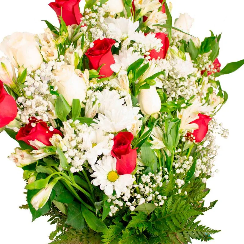 Foto 3 Pésame con rosas rojas - Arreglo floral de condolencias con rosas blancas y rojas, y mix de flores blancas de temporada