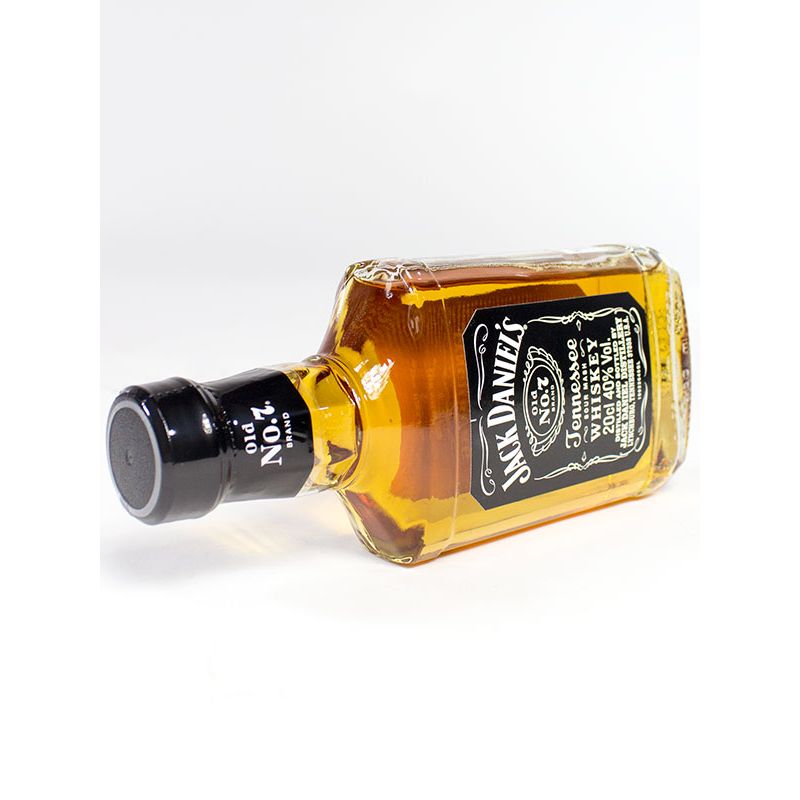 Foto 3 Jack Daniels 200ml - Flores a domicilio Foto 3 Jack Daniels 200ml - Flores a domicilio