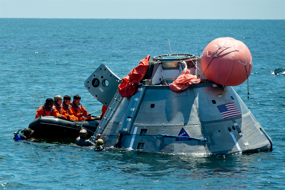 When astronauts return to Earth from destinations beyond the moon in NASA’s Orion spacecraft and splashdown in the Pacific Ocean, they’ll still need to safely get out of the spacecraft and back on dry land. 