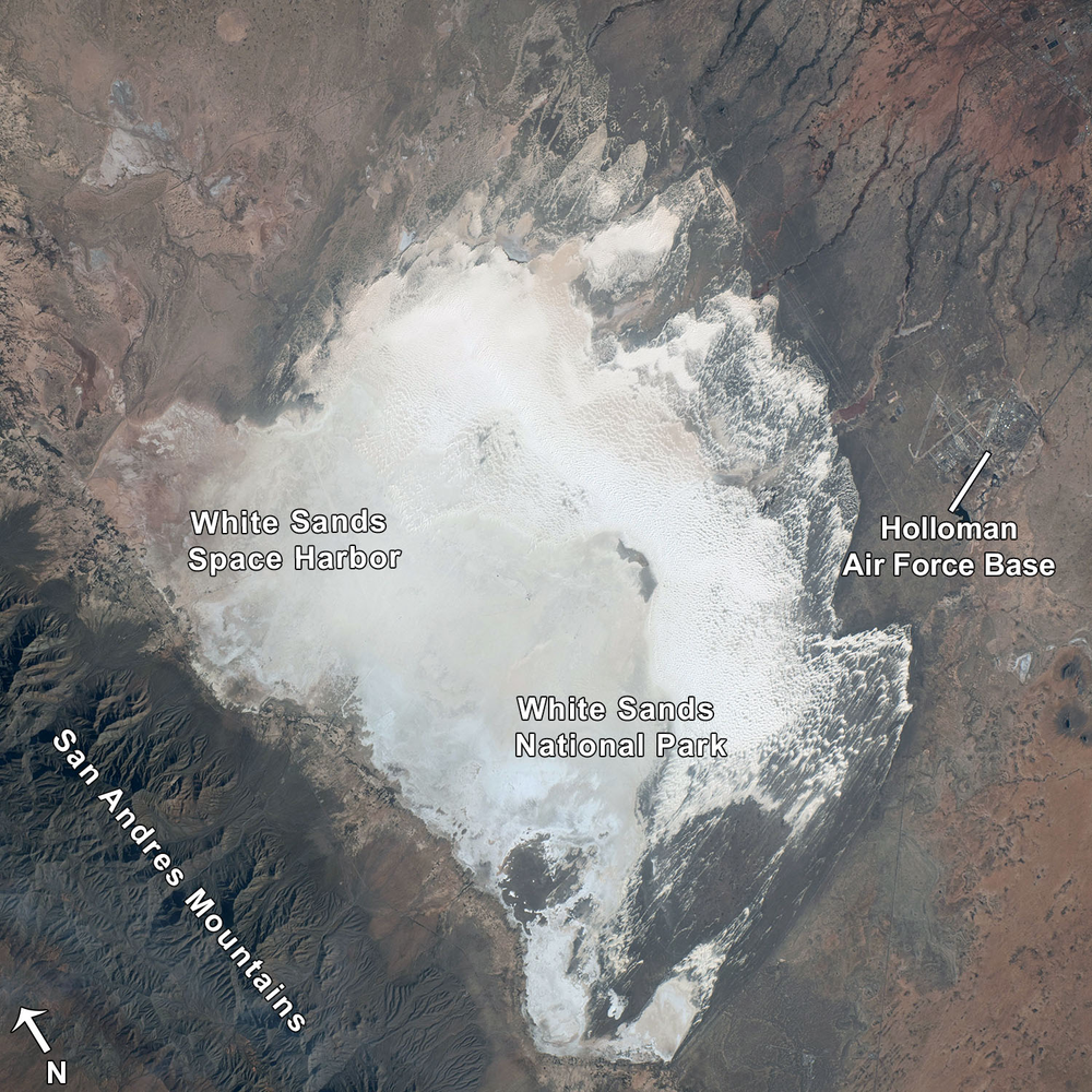 An astronaut aboard the International Space Station captured the image of the White Sands National Park located in south-central New Mexico. The national park is situated in the Tularosa Basin and spans roughly the southern half of the 275 square miles (712 square kilometers) dune field. Credits: NASA/ISS Crew Earth Observations Facility and the Earth Science and Remote Sensing Unit