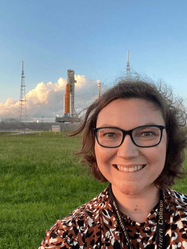 Ansley visiting the Artemis I launch pad on L-1.