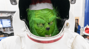 NASA Outreach for Kids Any Grinch Can Get Behind
