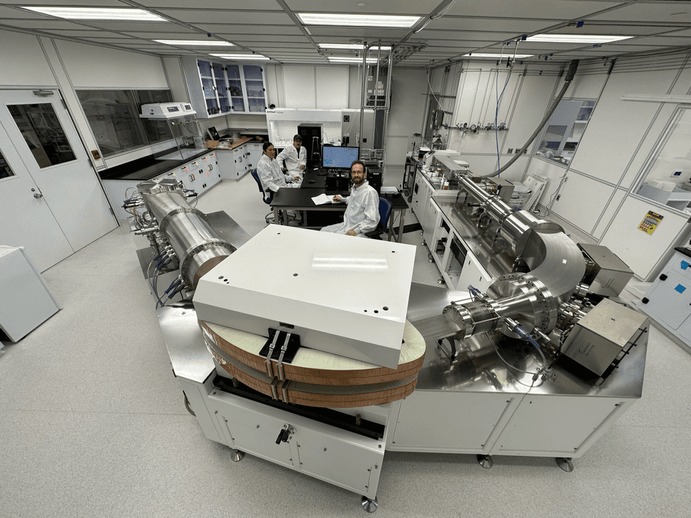 Justin Simon, planetary scientist at NASA’s Johnson Space Center, Astromaterials and Research Exploration Sciences division, with team members in the new Multicollector Inductively Coupled Mass Spectrometry laboratory. Credits: NASA