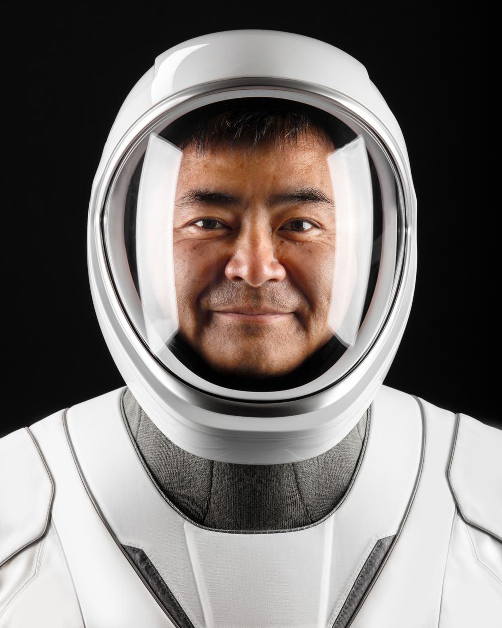 Astronaut Akihiko Hoshide, SpaceX Crew-2 mission specialist and Expedition 65 commander from JAXA (Japan Aerospace Exploration Agency), poses for a portrait on March 24, 2021, in his pressure suit at SpaceX headquarters in Hawthorne, California. Credit: SpaceX 