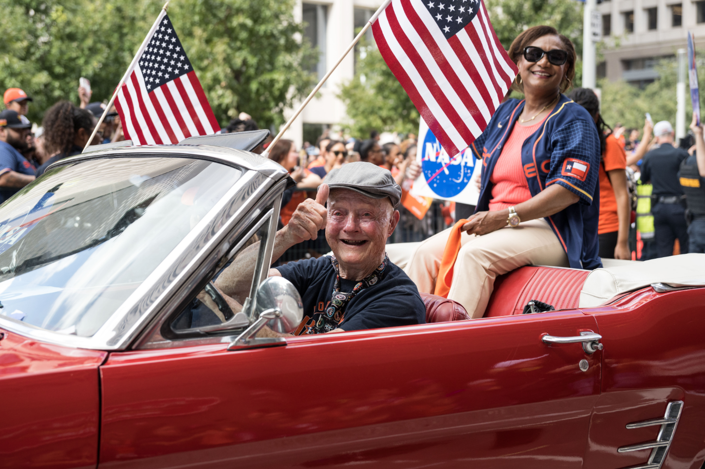 A Parade and Accolades: Space City Represented at Astros World Series  Celebration