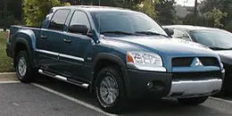2006 Mitsubishi Raider