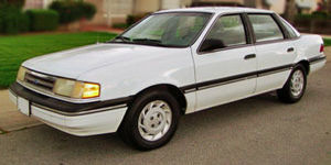 1991 Ford Tempo