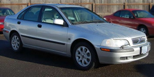 2001 Volvo S40