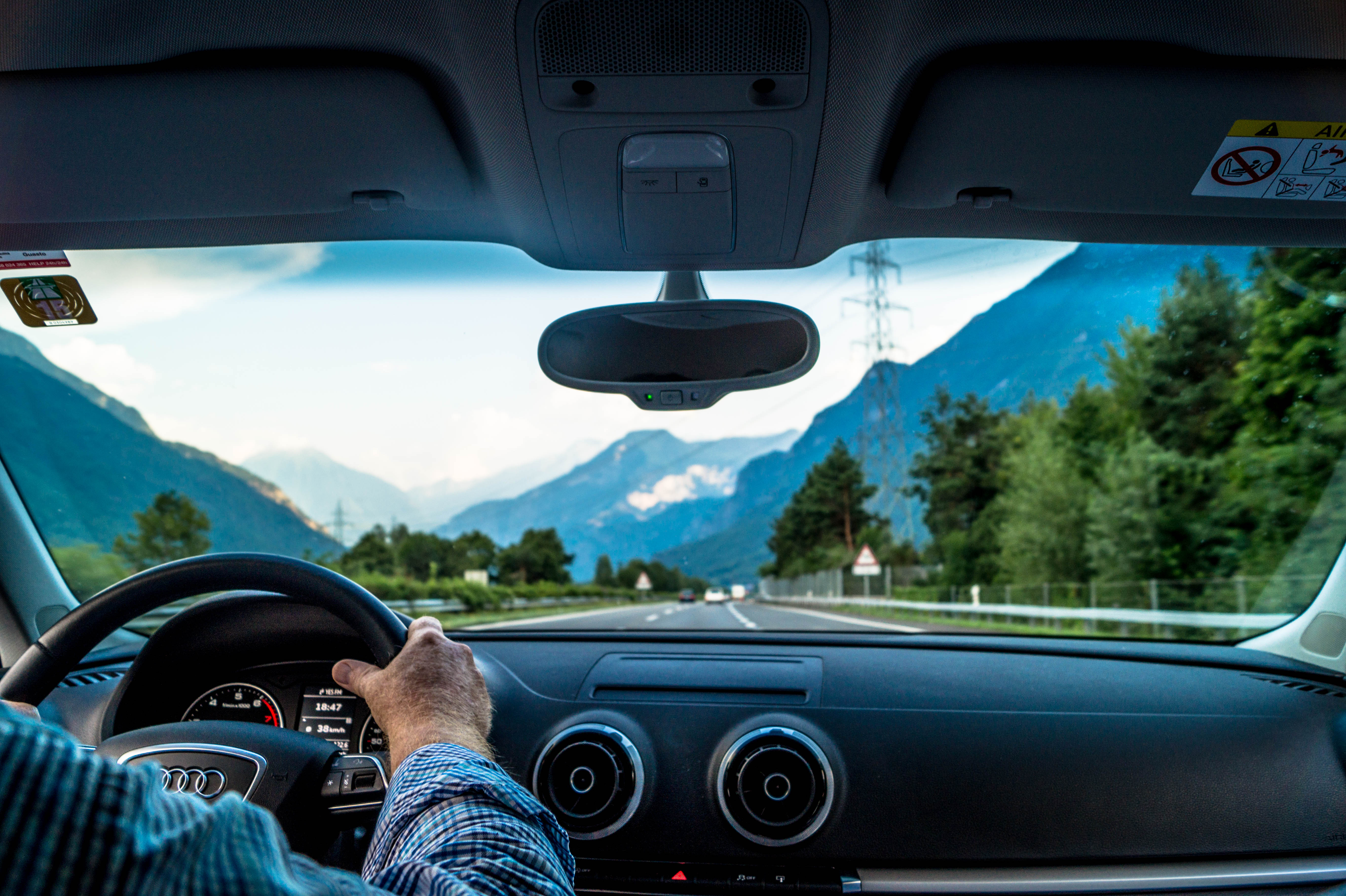 Clean That Up  Easiest Way to Clean Inside of Windshield