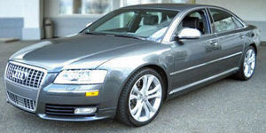 2007 Audi S8