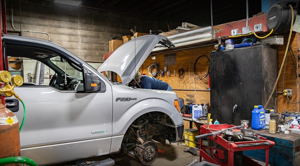 Delta Tire Burton, MI 48529 Auto Repair