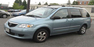 2000 Mazda MPV