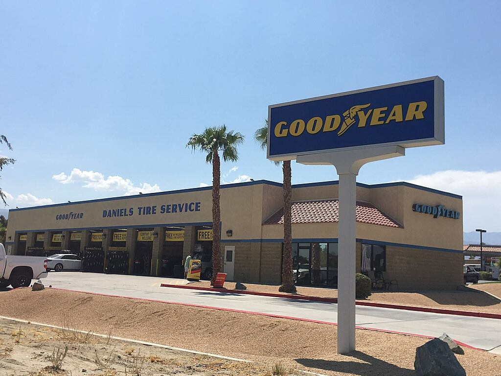 Daniels Tire Service Bermuda Dunes Bermuda Dunes, CA 92203 Auto Repair