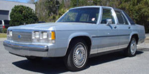 1990 Ford LTD Crown Victoria