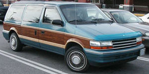 1993 Plymouth Grand Voyager