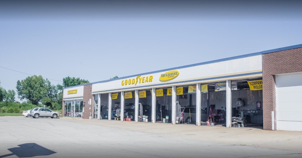 Freedom Tire and Auto Center - East Euclid - Des Moines, IA 50313 Auto ...