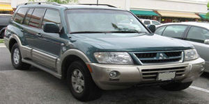 2002 Mitsubishi Montero