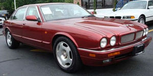 1995 Jaguar XJR