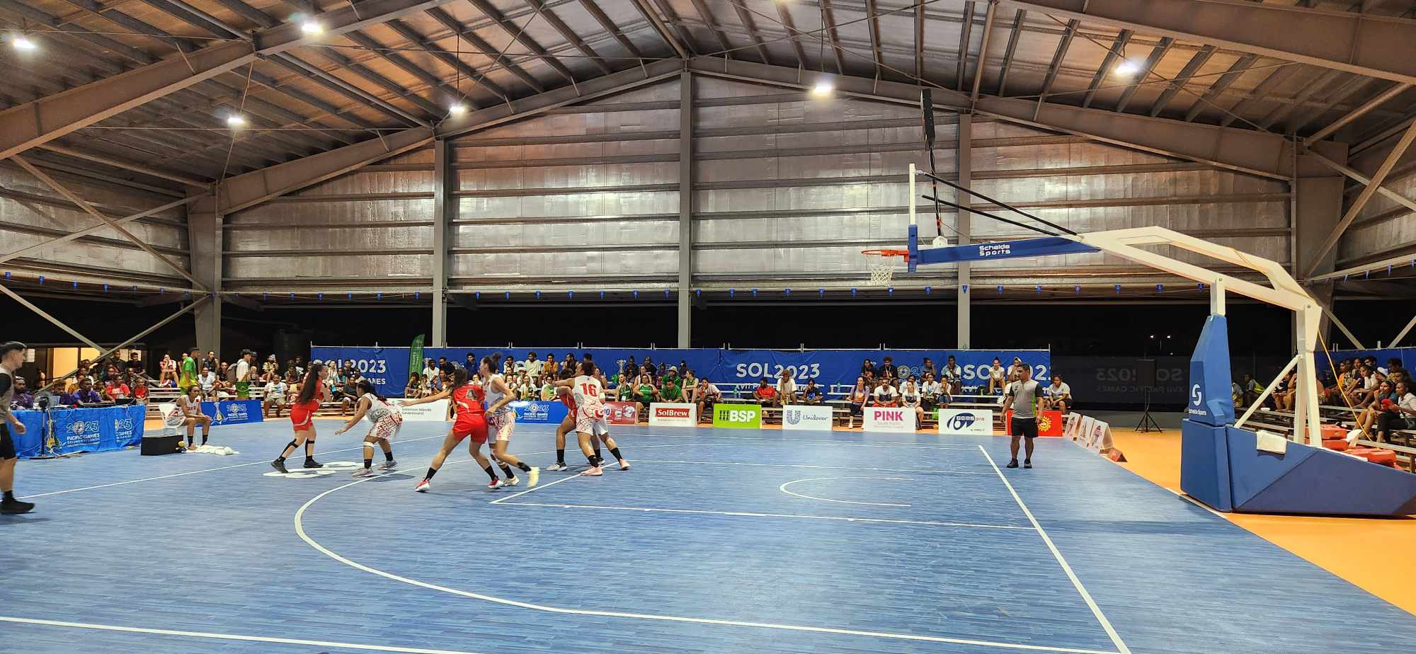 Basket 3x3 NC Tahiti.jpg