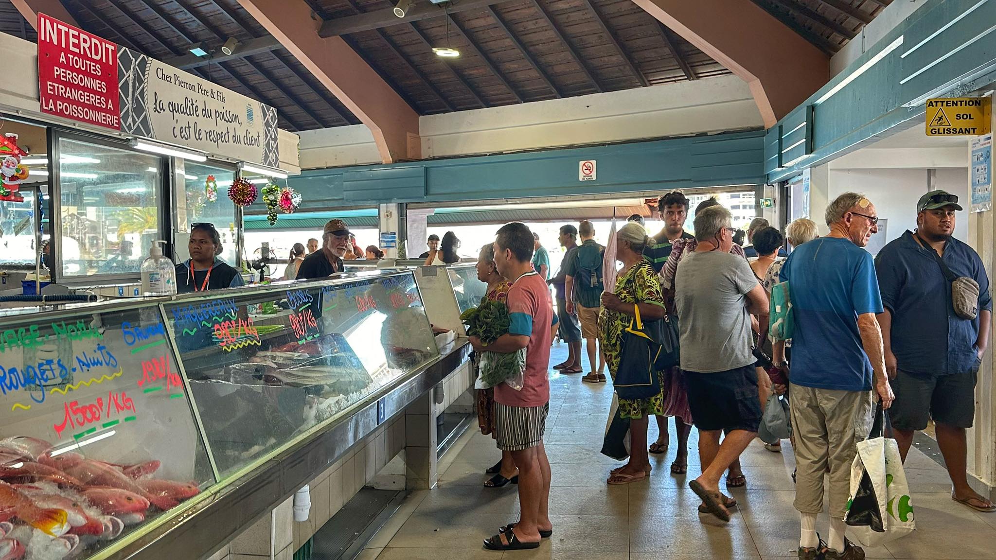 Marché Nouméa (1).jpg