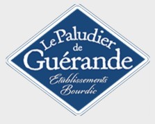 Charmante Maison au Cœur d'un Village Paludier, Proche Guérande et Plages, Terrasse et Wifi - FR
