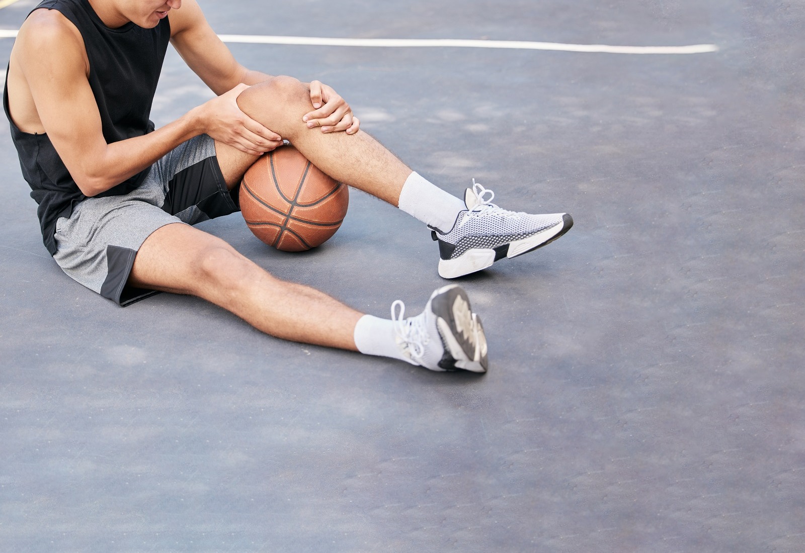 Jenis-jenis Cedera Lutut Pemain Basket dan Penanganannya
