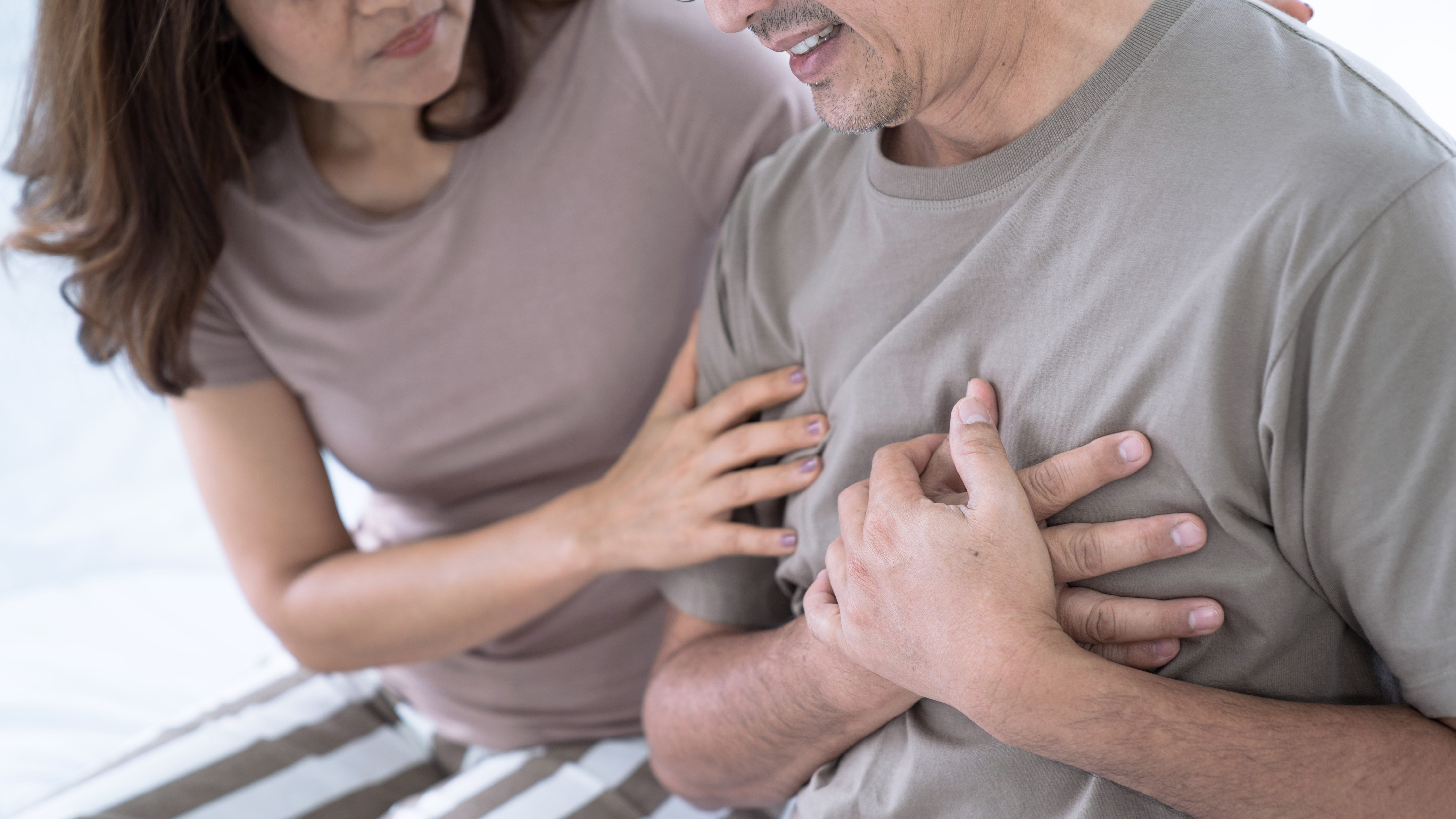 Penyakit Jantung Koroner: Gejala, Penyebab, dan Pengobatan