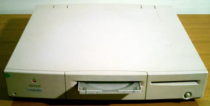Macintosh Quadra 660AV